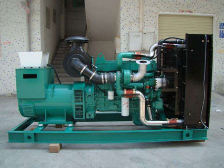 呈贡1100kw康明斯柴油发电机组图片 呈贡1100kw康明斯柴油发电机组图片